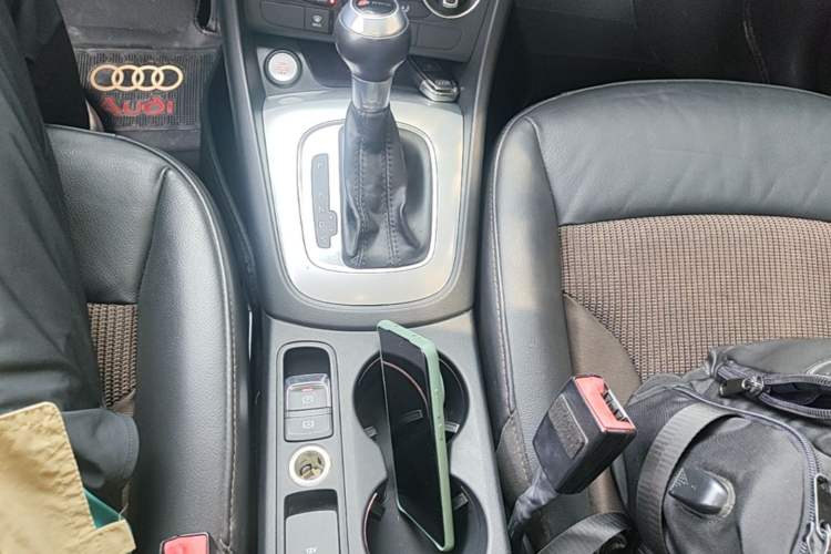 Used Audi Q3 2018 30th Anniversary Edition 30 TFSI Fashion Model Gear Lever