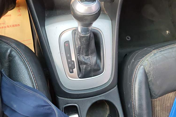 Used Audi Q3 2018 30th Anniversary Edition 30 TFSI Fashion Model Gear Lever
