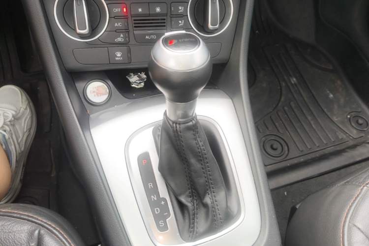 Used Audi Q3 2018 30 TFSI Fashion Edition Collector's Version Gear Lever