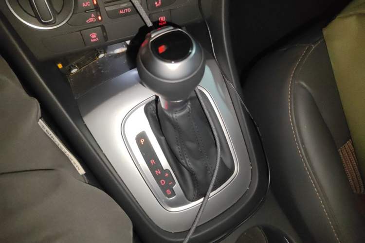 Used Audi Q3 2018 30 TFSI Fashion Edition Collector's Version Gear Lever