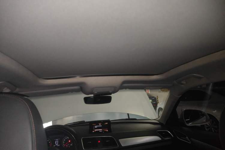 Used Audi Q3 2018 30th Anniversary Edition 35 TFSI Fashion Model Headliner