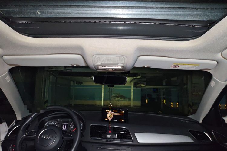 Used Audi Q3 2018 30th Anniversary Edition 30 TFSI Fashion Model Headliner