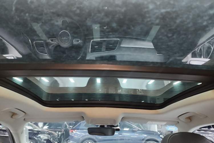 Used Audi Q3 2018 35 TFSI Fashion Edition Collector's Model Headliner