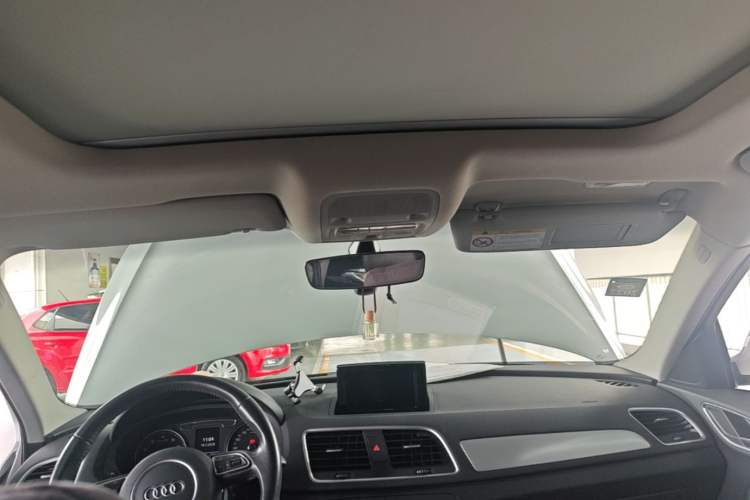 Used Audi Q3 2018 30th Anniversary Edition 35 TFSI Fashion Model Headliner