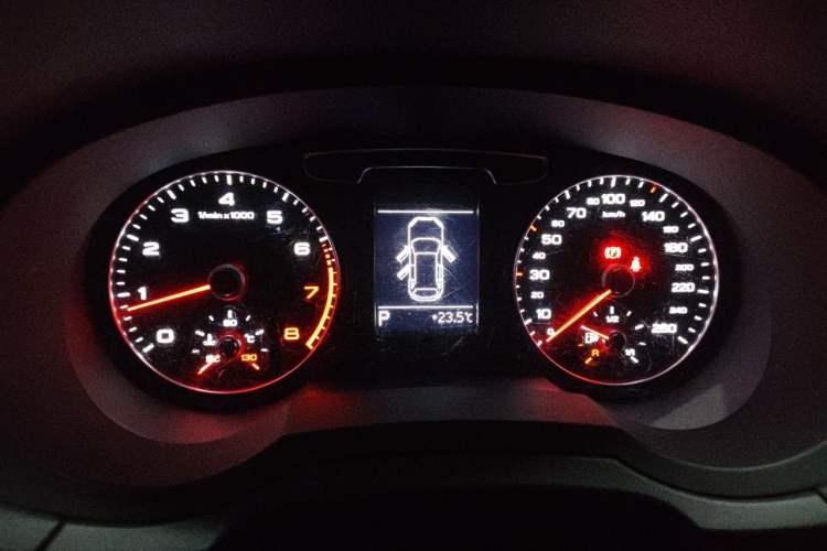 Used Audi Q3 2018 30th Anniversary Edition 30 TFSI Fashion Model Instrument Cluster