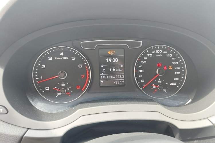 Used Audi Q3 2018 30th Anniversary Edition 35 TFSI Fashion Model Instrument Cluster