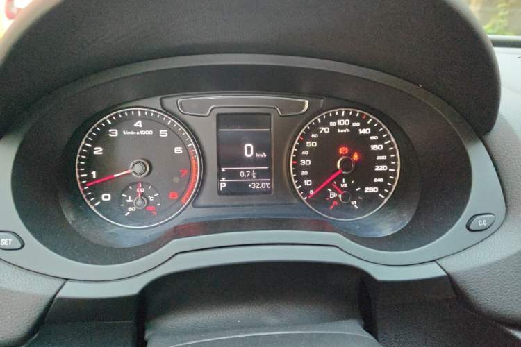 Used Audi Q3 2018 30th Anniversary Edition 35 TFSI Sport Model Instrument Cluster