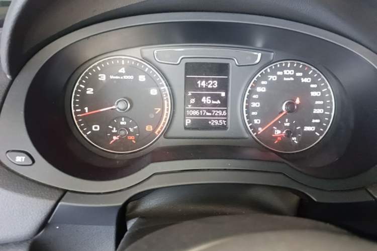 Used Audi Q3 2018 30th Anniversary Edition 30 TFSI Fashion Model Instrument Cluster