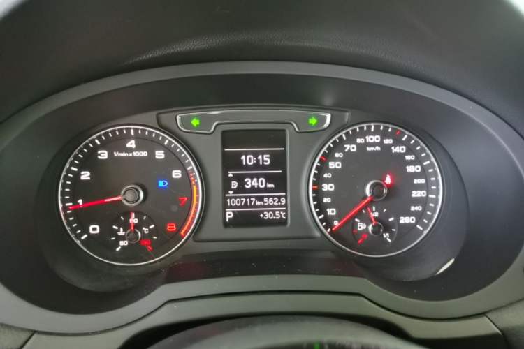 Used Audi Q3 2018 30th Anniversary Edition 30 TFSI Fashion Model Instrument Cluster
