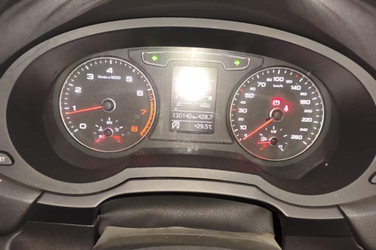 Used Audi Q3 2018 30th Anniversary Edition 30 TFSI Fashion Model Instrument Cluster