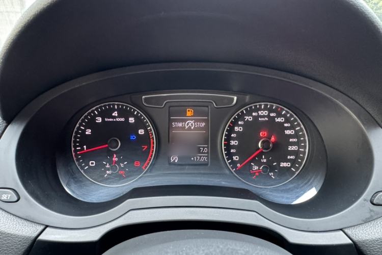 Used Audi Q3 2018 30th Anniversary Edition 30 TFSI Fashion Model Instrument Cluster