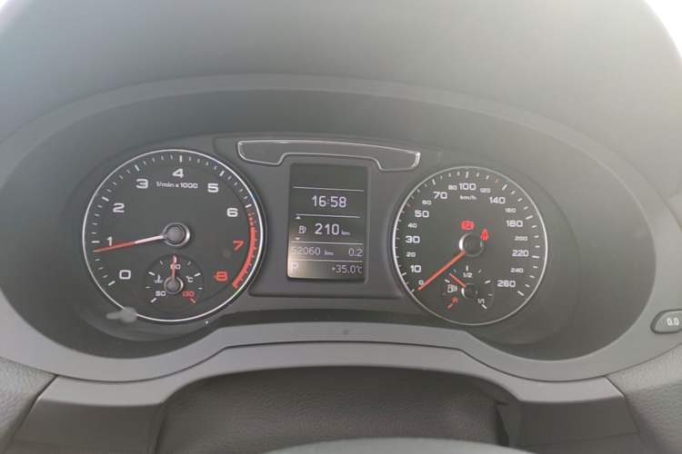 Used Audi Q3 2018 30th Anniversary Edition 35 TFSI Sport Model Instrument Cluster