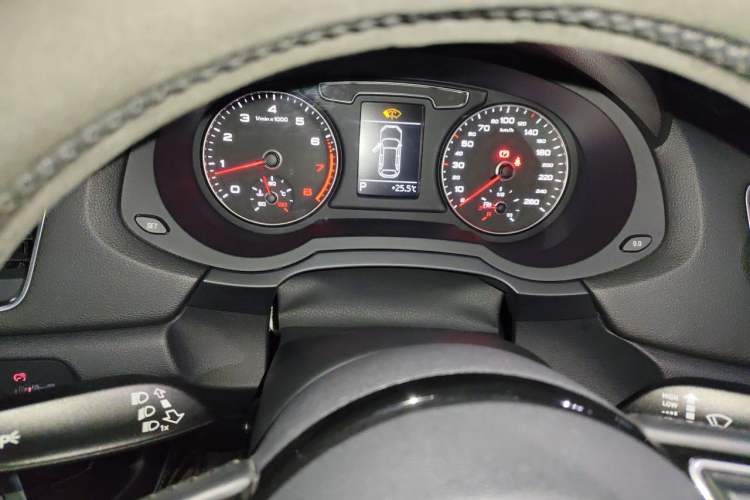 Used Audi Q3 2018 30th Anniversary Edition 35 TFSI Fashion Model Instrument Cluster
