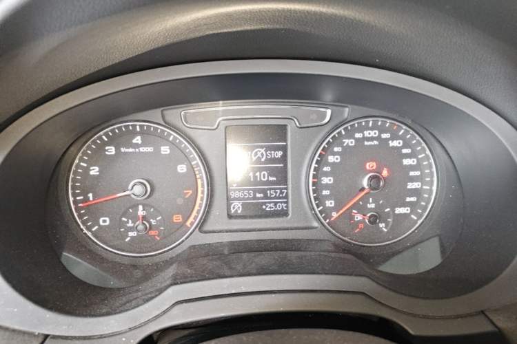 Used Audi Q3 2018 30th Anniversary Edition 30 TFSI Fashion Model Instrument Cluster