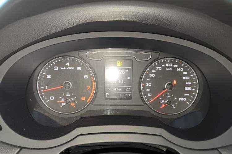 Used Audi Q3 2018 30th Anniversary Edition 30 TFSI Fashion Model Instrument Cluster