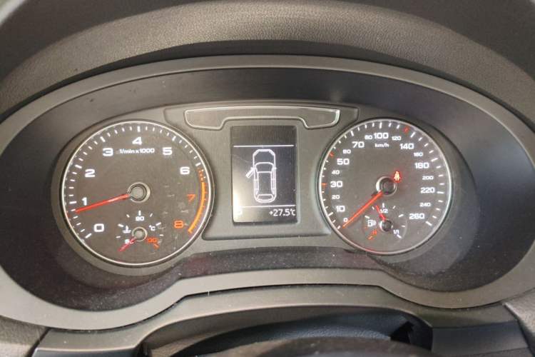 Used Audi Q3 2018 30th Anniversary Edition 30 TFSI Fashion Model Instrument Cluster