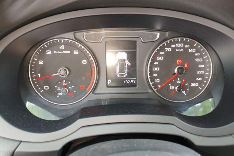 Used Audi Q3 2018 30th Anniversary Edition 35 TFSI Fashion Model Instrument Cluster