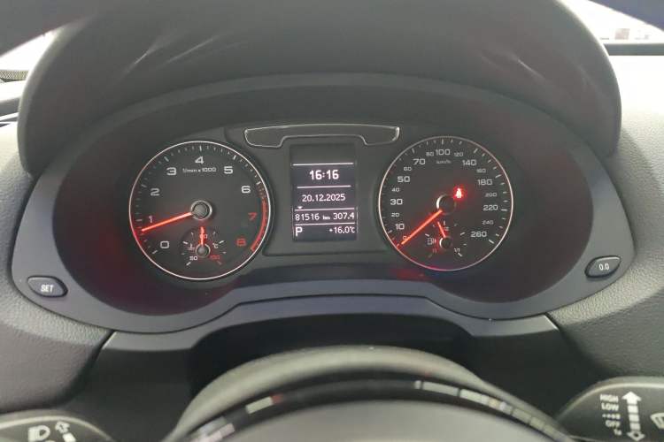 Used Audi Q3 2018 30th Anniversary Edition 35 TFSI quattro all-wheel-drive sport model Instrument Cluster