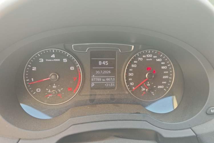 Used Audi Q3 2018 30th Anniversary Edition 30 TFSI Fashion Model Instrument Cluster
