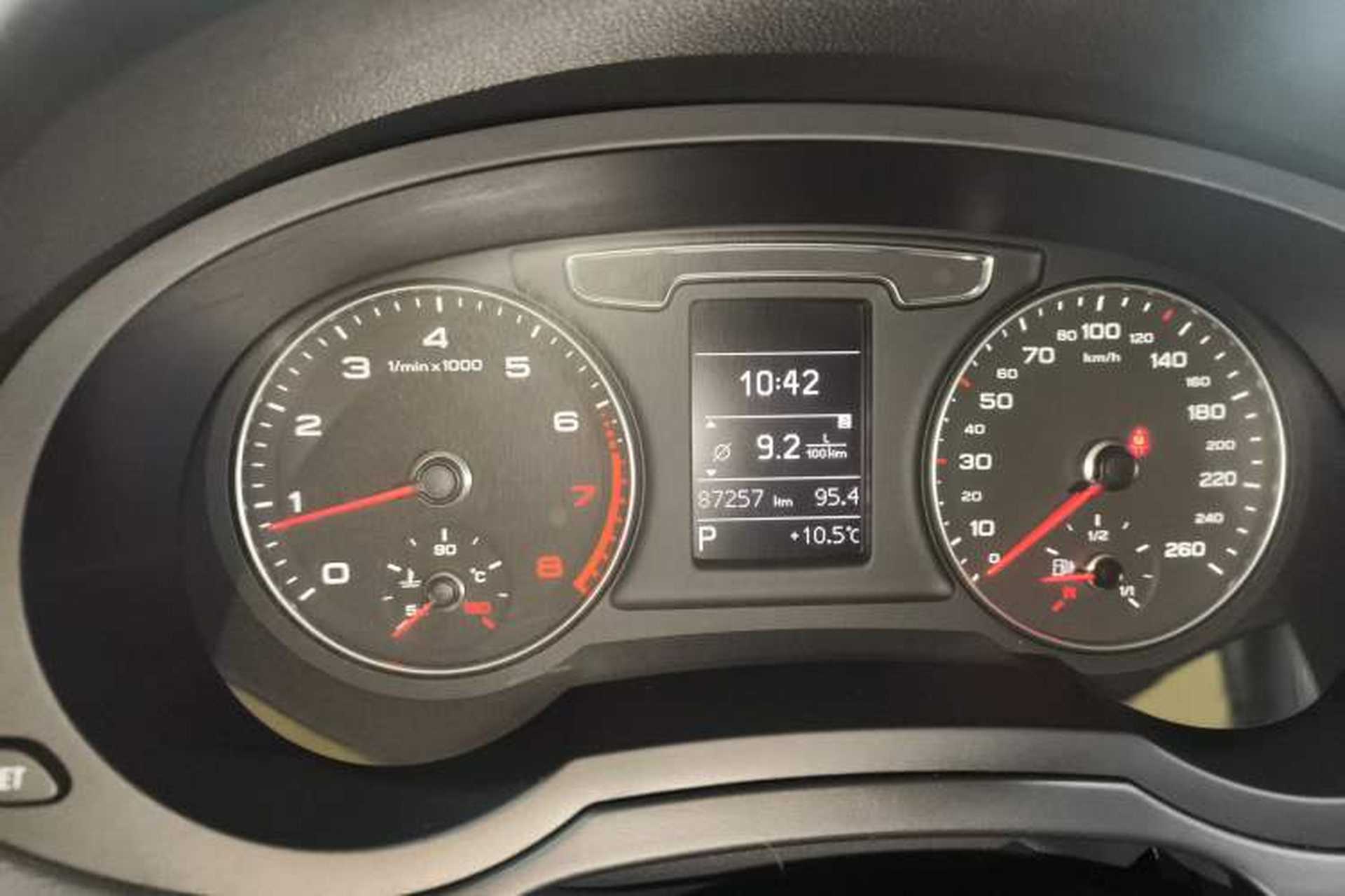 Used Audi Q3 2018 30th Anniversary Edition 30 TFSI Fashion Model Instrument Cluster