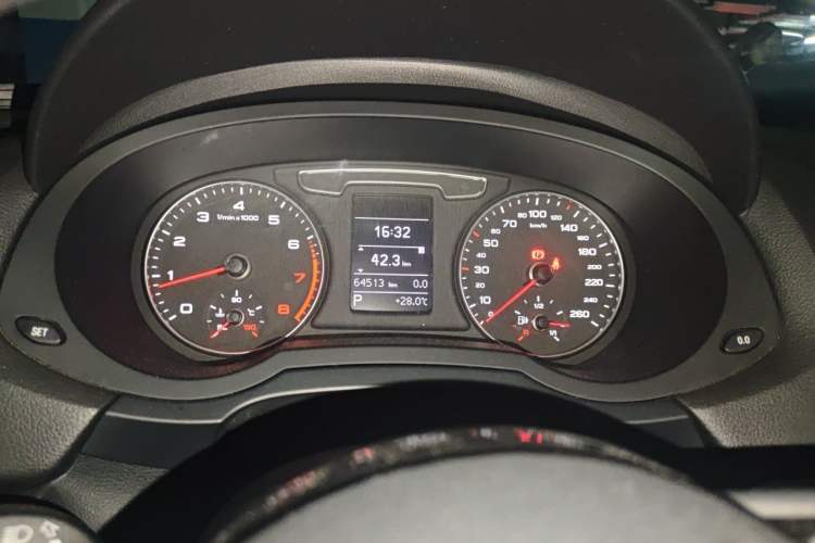 Used Audi Q3 2018 30 TFSI Fashion Edition Collector's Version Instrument Cluster