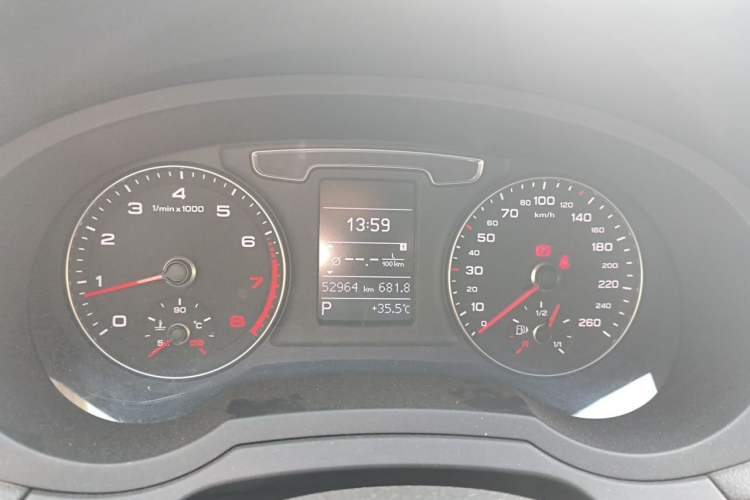 Used Audi Q3 2018 35 TFSI Fashion Edition Collector's Model Instrument Cluster