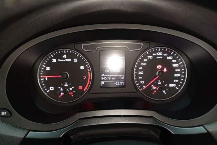 Used Audi Q3 2018 30th Anniversary Edition 30 TFSI Fashion Model Instrument Cluster
