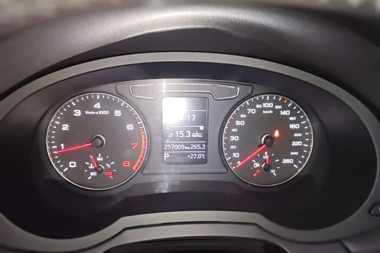 Used Audi Q3 2018 30th Anniversary Edition 30 TFSI Fashion Model Instrument Cluster