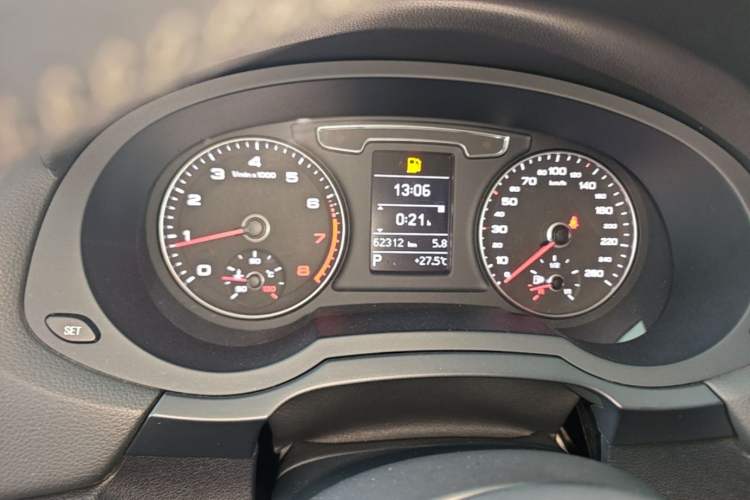Used Audi Q3 2018 30th Anniversary Edition 30 TFSI Fashion Model Instrument Cluster