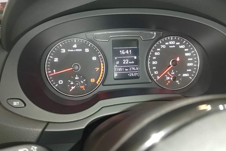 Used Audi Q3 2018 30th Anniversary Edition 30 TFSI Fashion Model Instrument Cluster
