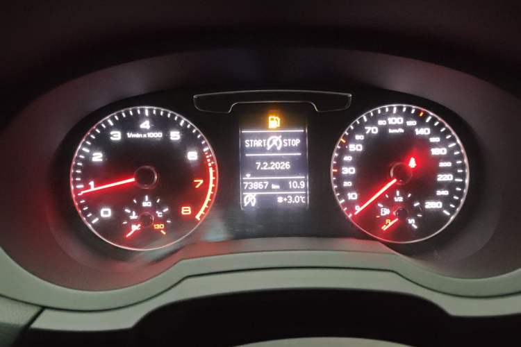 Used Audi Q3 2018 30th Anniversary Edition 30 TFSI Fashion Model Instrument Cluster