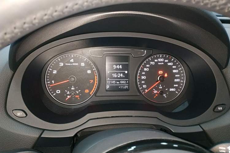Used Audi Q3 2018 30th Anniversary Edition 30 TFSI Fashion Model Instrument Cluster