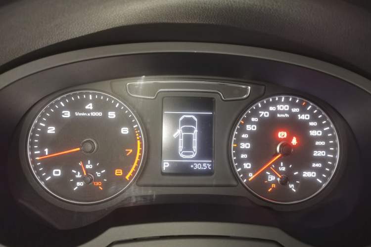 Used Audi Q3 2018 30th Anniversary Edition 30 TFSI Fashion Model Instrument Cluster