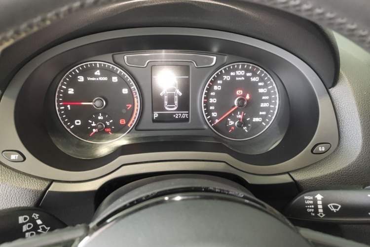 Used Audi Q3 2018 30th Anniversary Edition 30 TFSI Fashion Model Instrument Cluster