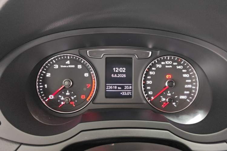 Used Audi Q3 2018 30th Anniversary Edition 35 TFSI Fashion Model Instrument Cluster