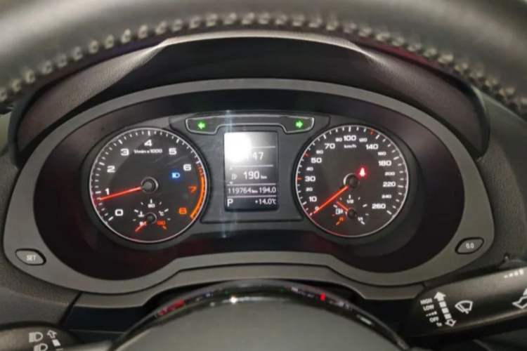 Used Audi Q3 2018 30th Anniversary Edition 30 TFSI Fashion Model Instrument Cluster
