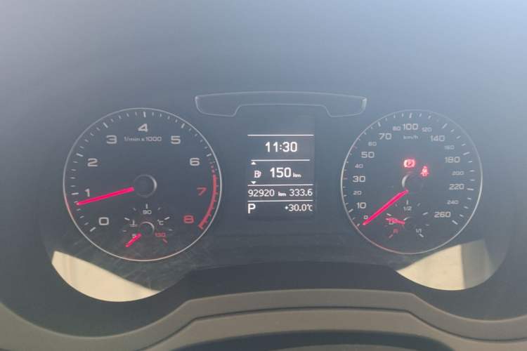 Used Audi Q3 2018 30th Anniversary Edition 30 TFSI Fashion Model Instrument Cluster