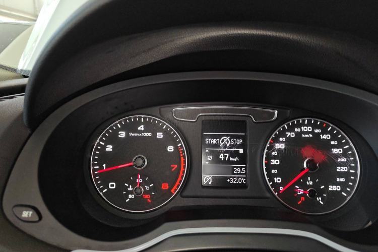 Used Audi Q3 2018 30th Anniversary Edition 30 TFSI Fashion Model Instrument Cluster