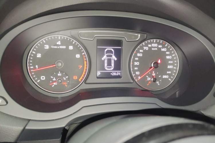 Used Audi Q3 2018 30th Anniversary Edition 30 TFSI Style Model Instrument Cluster