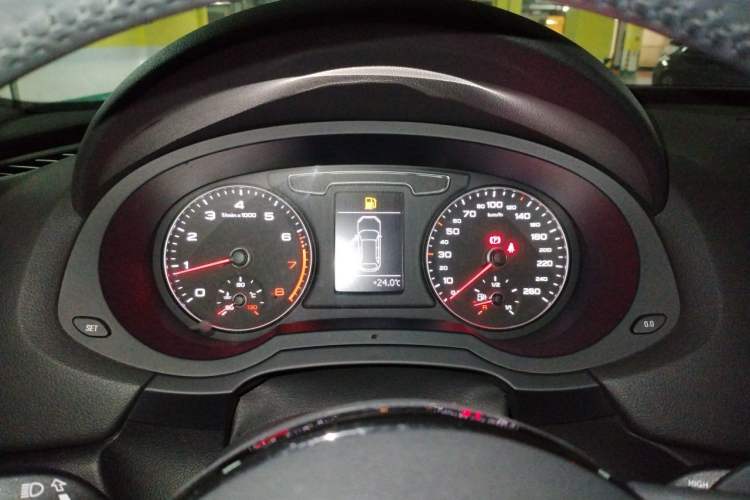 Used Audi Q3 2018 30th Anniversary Edition 35 TFSI Sport Model Instrument Cluster