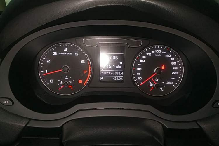 Used Audi Q3 2018 30th Anniversary Edition 30 TFSI Fashion Model Instrument Cluster
