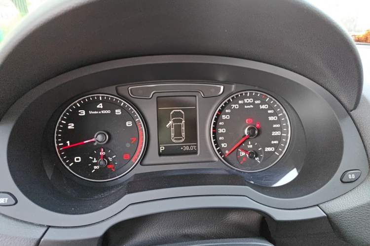 Used Audi Q3 2018 30 TFSI Fashion Edition Collector's Version Instrument Cluster