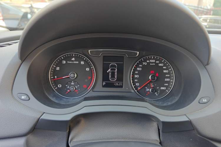 Used Audi Q3 2018 30th Anniversary Edition 30 TFSI Fashion Model Instrument Cluster