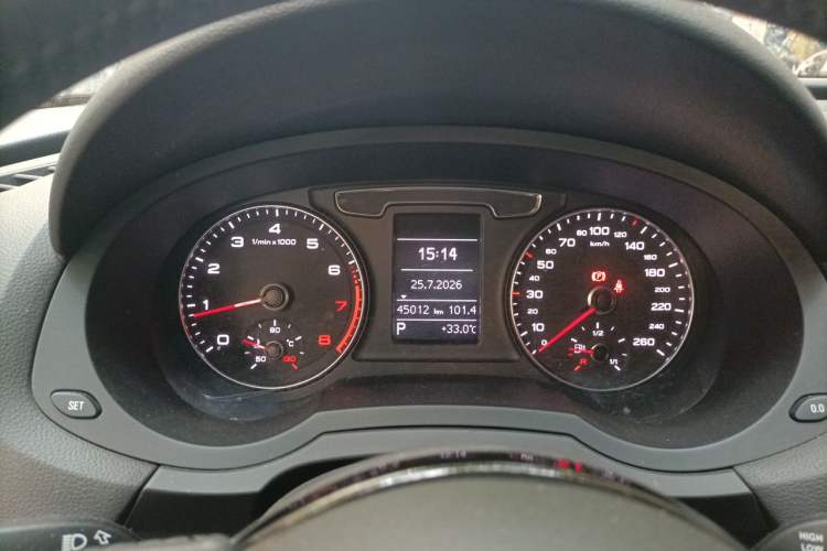 Used Audi Q3 2018 30th Anniversary Edition 30 TFSI Standard Model Instrument Cluster