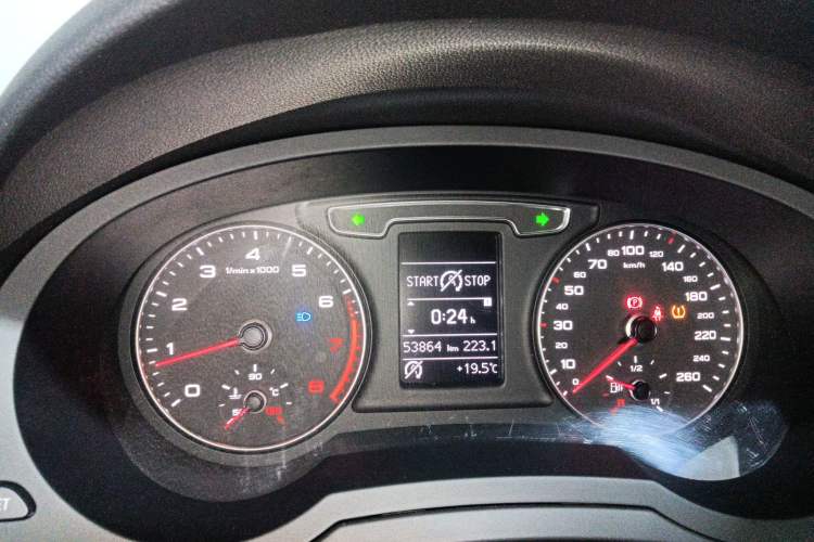 Used Audi Q3 2018 30th Anniversary Edition 35 TFSI Fashion Model Instrument Cluster