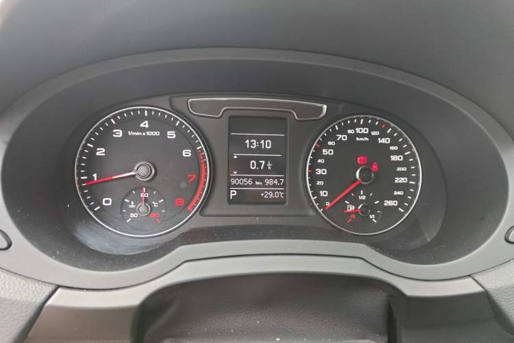 Used Audi Q3 2018 30th Anniversary Edition 30 TFSI Fashion Model Instrument Cluster