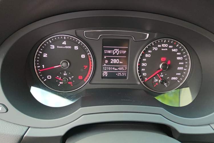 Used Audi Q3 2018 30th Anniversary Edition 30 TFSI Fashion Model Instrument Cluster
