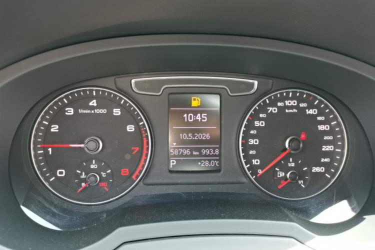 Used Audi Q3 2018 30th Anniversary Edition 30 TFSI Fashion Model Instrument Cluster