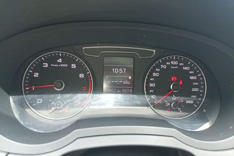 Used Audi Q3 2018 30th Anniversary Edition 40 TFSI quattro all-wheel-drive sport model Instrument Cluster