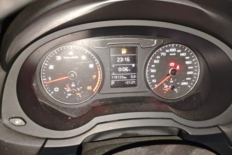 Used Audi Q3 2018 30th Anniversary Edition 30 TFSI Fashion Model Instrument Cluster